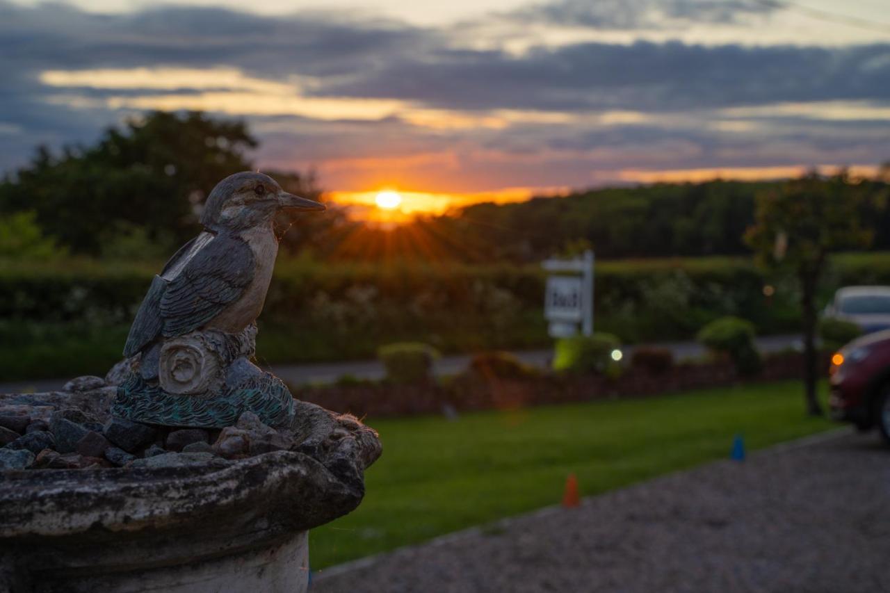 Bed and Breakfast Rest A While Bushmills Exteriér fotografie