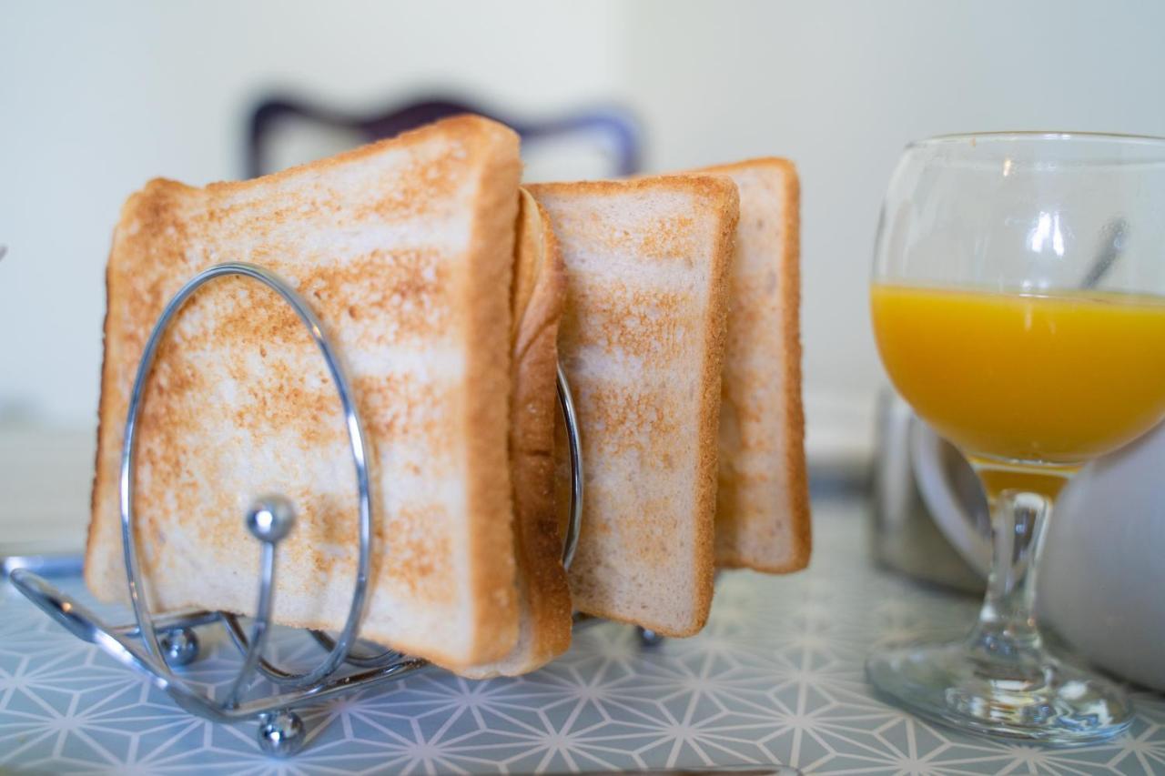 Bed and Breakfast Rest A While Bushmills Exteriér fotografie